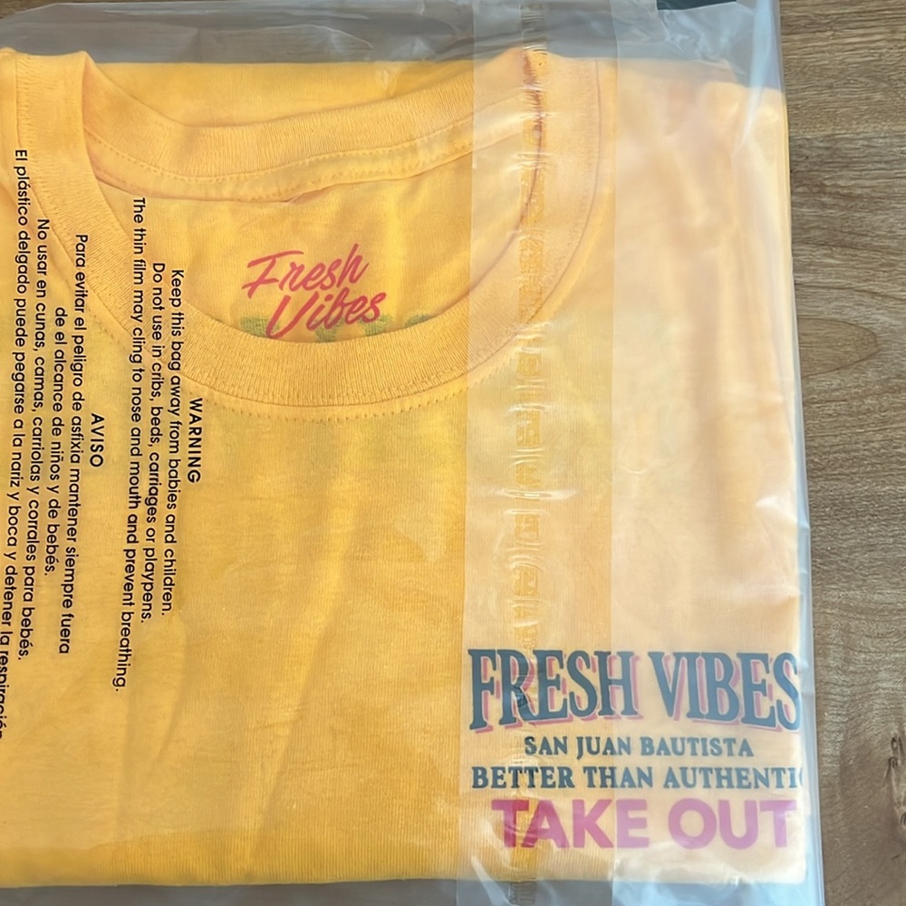 NIP NEVER OPENED Fresh Vibes T-shirt Size Large Take Out